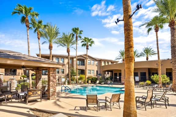 Shared Poolside Fun~Hot Tub~Gym & More - Image 1