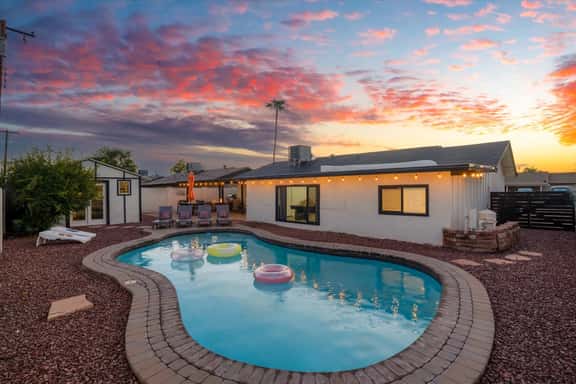 The Cabana Cove: Cabana Bar, Pool & Game Room! - Image 1