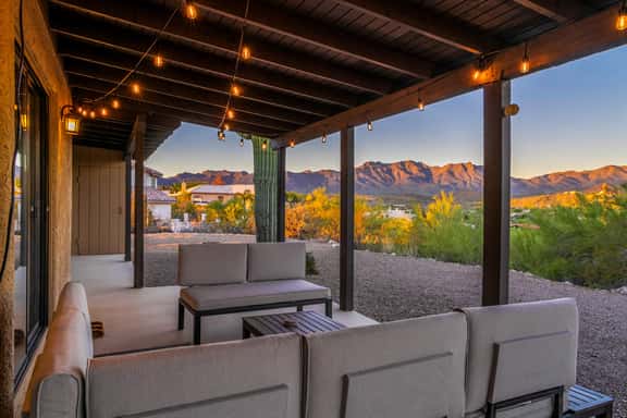 360° Mtn Views • Fireplace • Patio • Bird Watching - Image 1