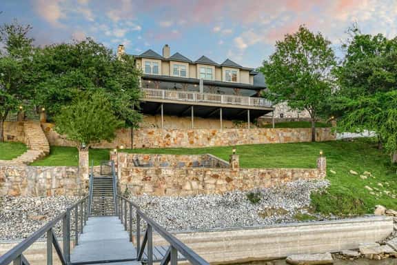 Luxury Lake Escape | Dock, Basketball & Views! - Image 1