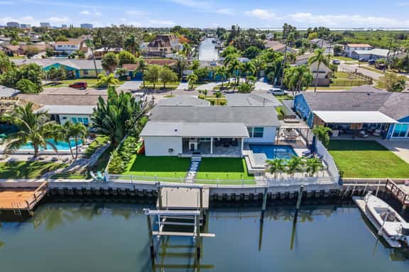 Waterfront Oasis~ Gym~Heated Pool~Fire Pit - Image 1