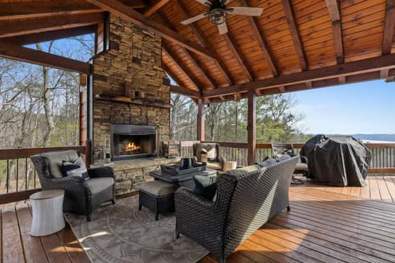 Epic Mountain Views: Hot Tub, Games and Firepit - Image 1