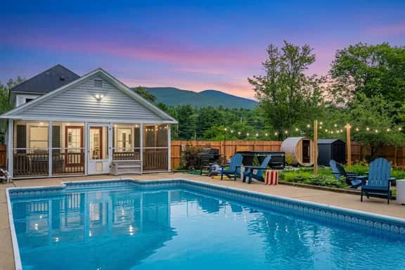 Mountain Getaway: Outdoor Games • Sauna • Hot tub - Image 1