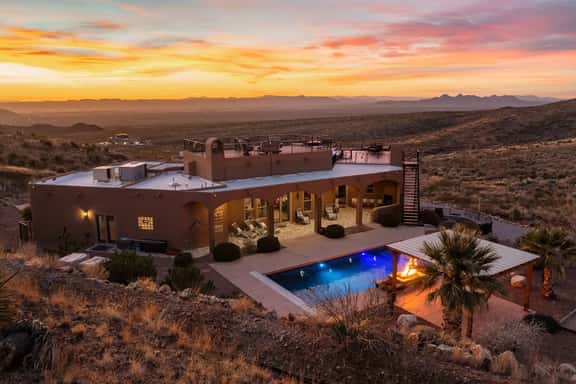 60-Acre Stargazer Estate | Pool, Saunas & Games - Image 1