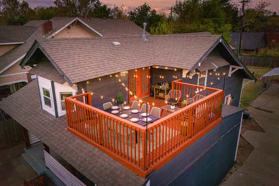 Sleeps 16 - Roof Top - Game Room - Pet Friendly - Image 1