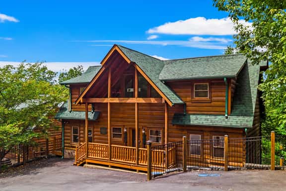 Mistwood Manor | Hot Tub • Sauna • Game Room - Image 1