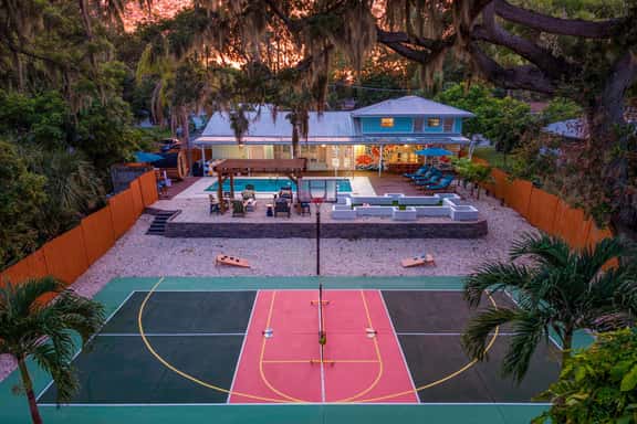 Sauna • Cold Plunge • Sports Court • Pool • Hottub - Image 1
