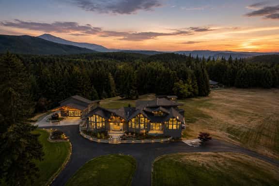 Hilltop Retreat | Indoor Pickleball | Event Arena - Image 1