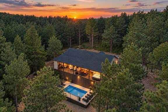 Broken Bow Retreat | Pool, Hot Tub & Games - Image 1