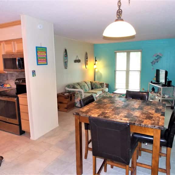 Seaside Retreat | Sleeps 5 | Family Friendly - Image 1