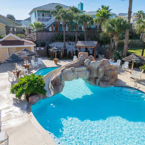 Cajun Shrimp ~ Heated Resort Pool w/ Slide - Image 1