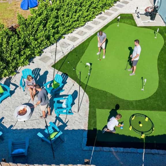 Bradenton Bliss • Pool • Putt Putt • Arcade Games - Image 1