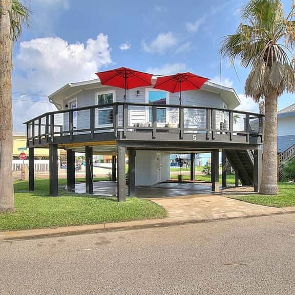 La Sirena | Pet Friendly | Community Pool - Image 1