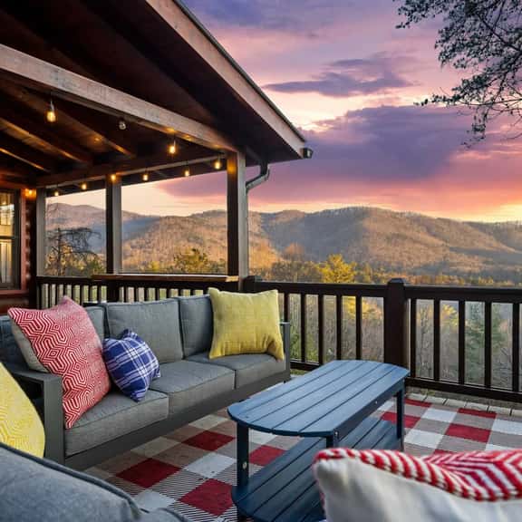 Camp Wildgrove: Hot Tub, Sauna, Mtn Views - Image 1