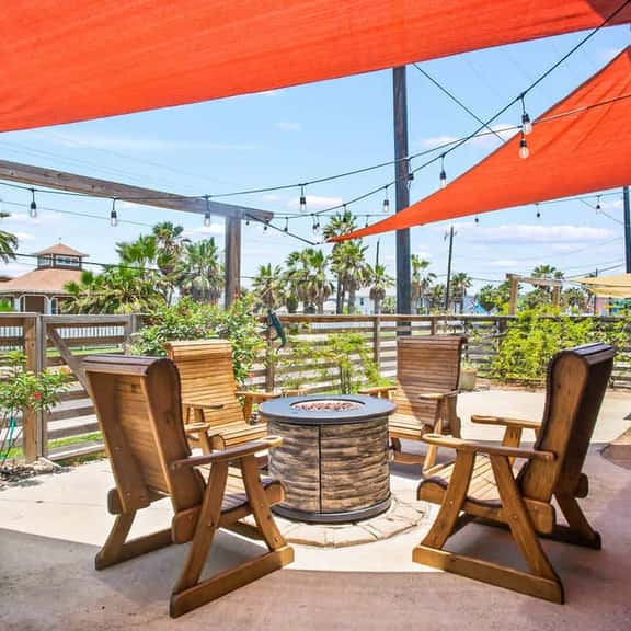 Sea Gypsy~Fire Pit~Community Pool~Corn hole - Image 1