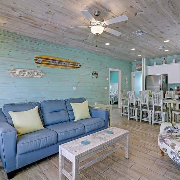 Blue Wave~Community Pool~Family Friendly~Sleeps 10 - Image 1