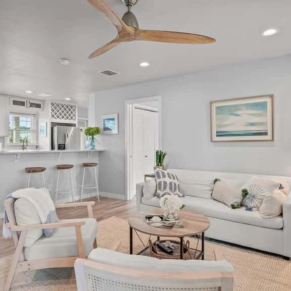The Sandpiper, Private Deck, Bay Boat Parking - Image 1