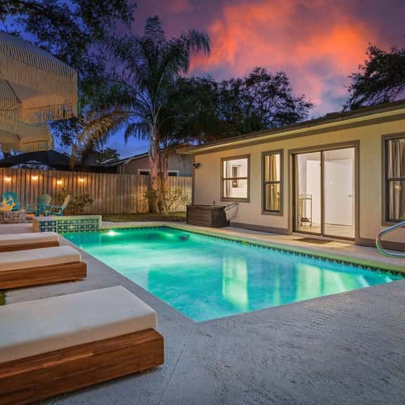 1 Mile to Beach • Private Pool Oasis •Volleyball - Image 1