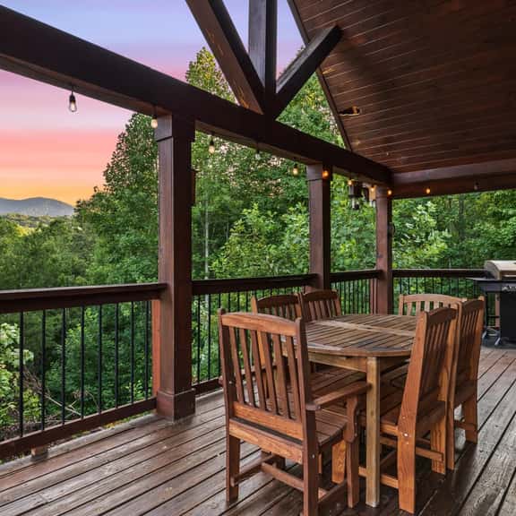 Mountain Views~ Hot Tub&Pool Table~ FirePit~ Games - Image 1