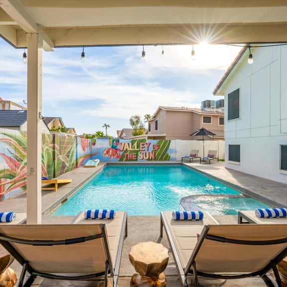 Rock Climbing Wall~Pool& Mini Golf~Game Room~Mural - Image 1