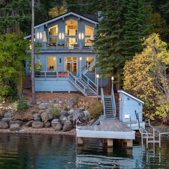 Donner Lakefront | Hot Tub, Arcade & Skee Ball - Image 1