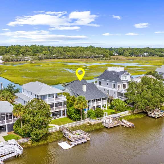 Sleeps 24~Waterfront~Dock~Golf Cart~Walk to Beach - Image 1