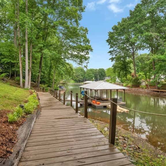 Lakefront Villa | Hot Tub | Game Room | Boat Lift - Image 1