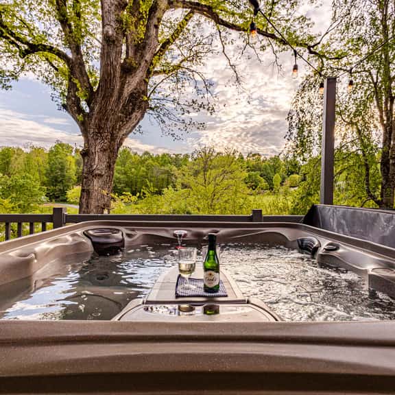 Cozy Family Getaway w/ Games, Hot Tub & Fire Pit - Image 1
