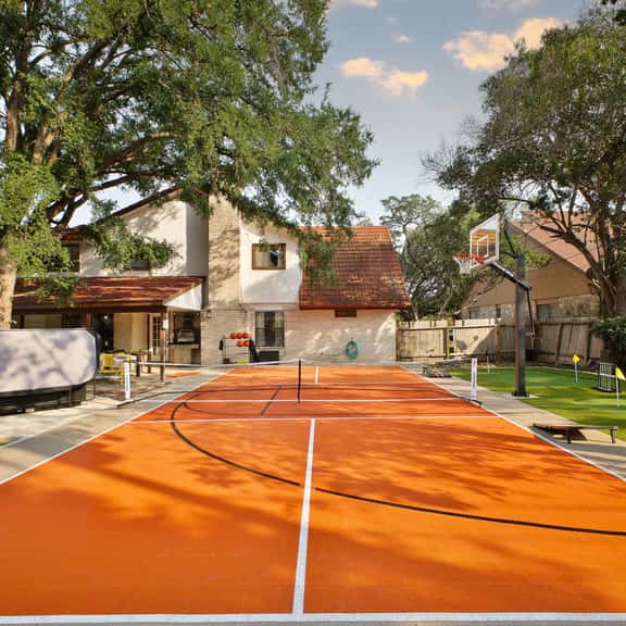 Poolside Pickleball • Heated Pool • Golf • Hot Tub - Image 1