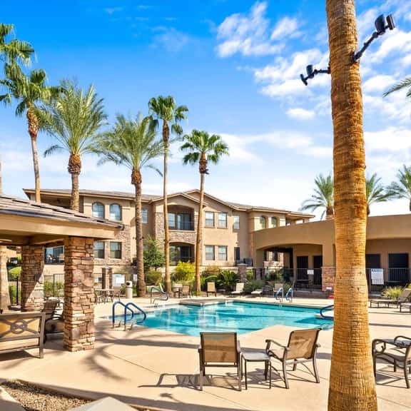 Shared Poolside Fun~Hot Tub~Gym & More - Image 1