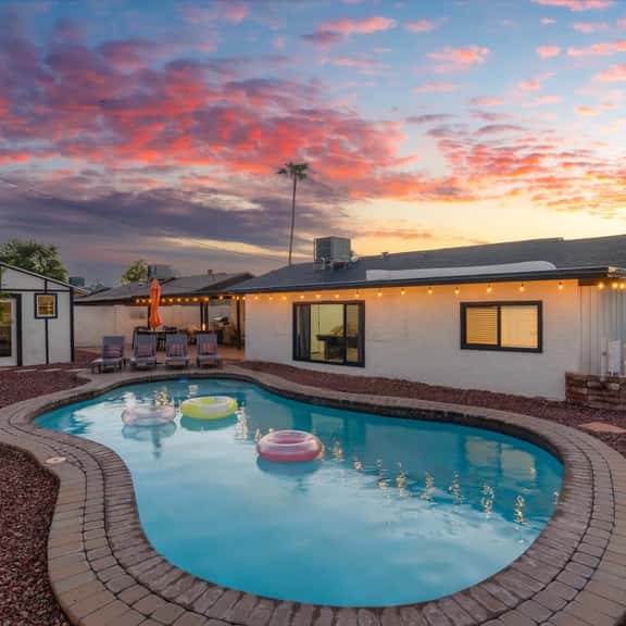 The Cabana Cove: Cabana Bar, Pool & Game Room! - Image 1