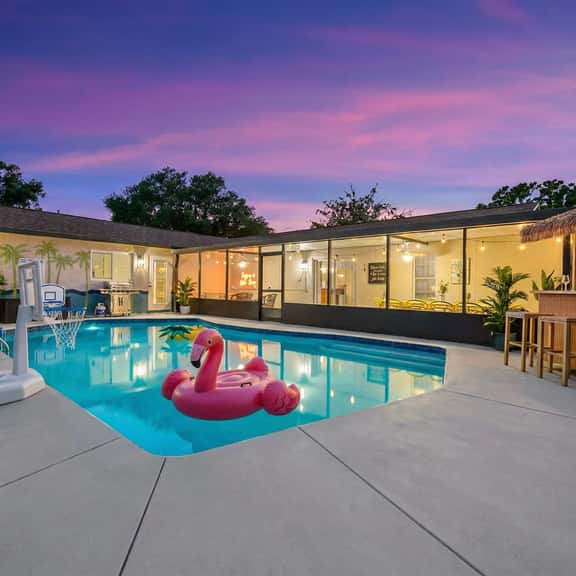 Basketball | Pickleball | Pool | Movie & Game Room - Image 1