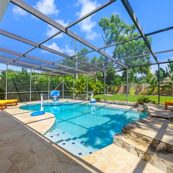 Pool, Games & More—Fun for Everyone! - Image 1