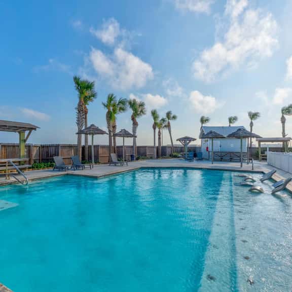 Walk to Beach~Private Hot Tub~Pool~Dog Friendly - Image 1