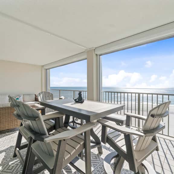 Beach Front • 7th Floor • Views • Pools • Hot Tub - Image 1