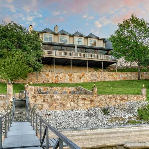 Luxury Lake Escape | Dock, Basketball & Views! - Image 1