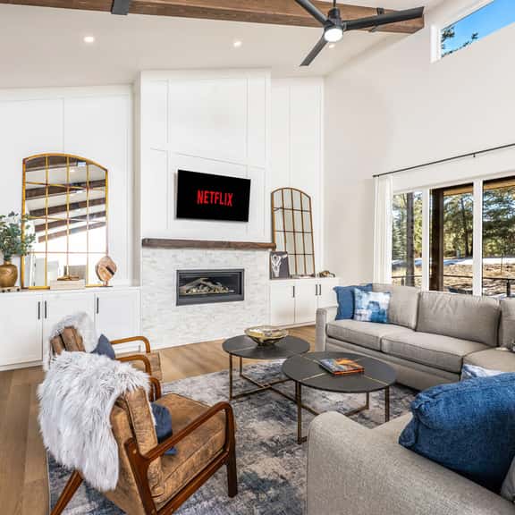 The Pines of Valle Grande • Hot Tub • Fireplace - Image 1