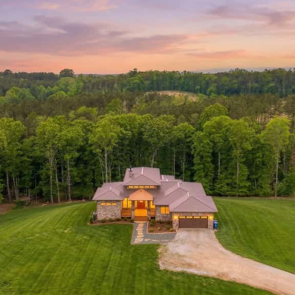 Serene SC Getaway | Firepit | Sleeps 8 - Image 1