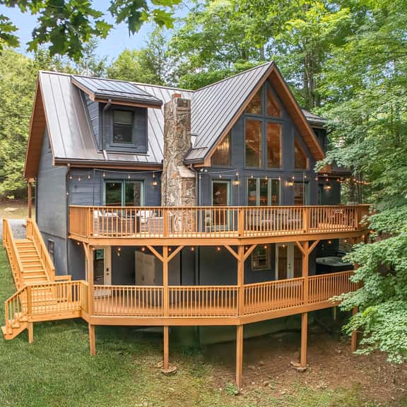 Lobo Lodge - Movie Theatre - Hot Tub - Stunning View - Image 1