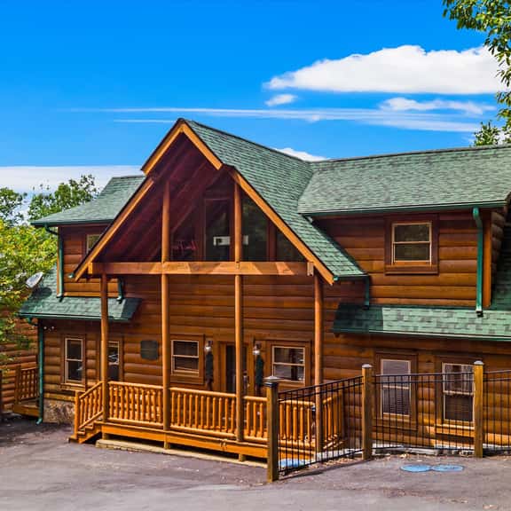 Mistwood Manor | Hot Tub • Sauna • Game Room - Image 1