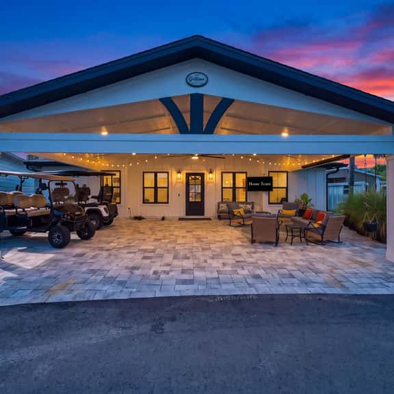 PCB Getaway • Resort Amenities • Golf Cart • Pools - Image 1