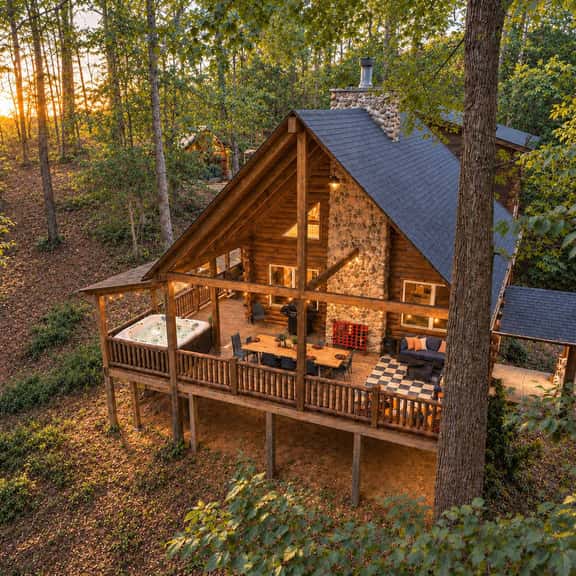 The Hocking House | Hot Tub • Fire Pit • Games - Image 1