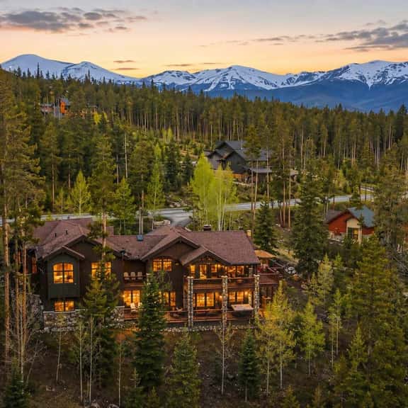 Luxury Mtn Retreat | Ski • Golf • Hike | Sleeps 10 - Image 1