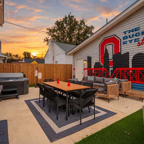 Scarlet State of Mind | Hot Tub + Games - Image 1