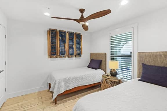 Incredible Ocean Views, Direct Beach Access, Pool