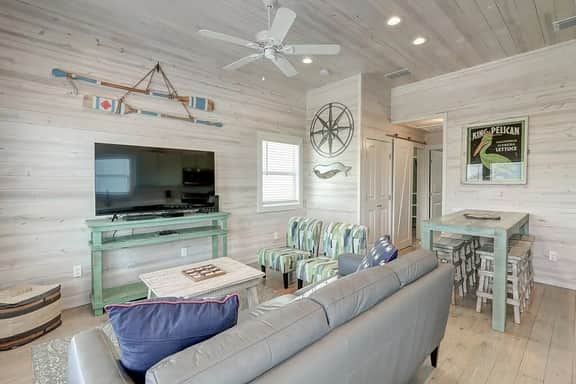 Poco Cabana- Cute Bungalow | 2 Community Pools!