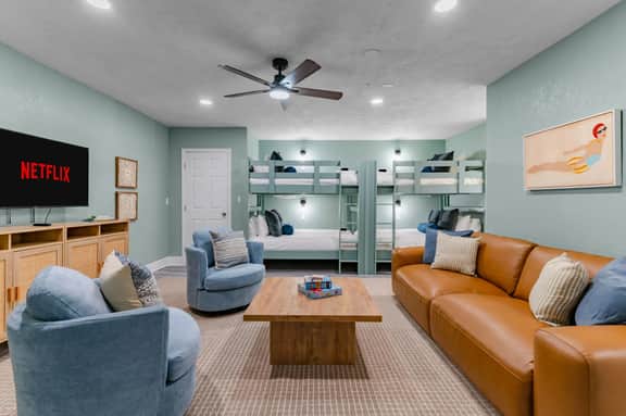Your Beach Getaway! Putt Putt~Bikes~ Game Room~BBQ