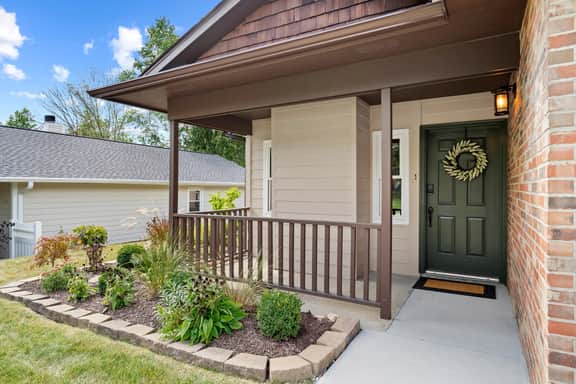 1.5  Miles to Mizzou! ~ Spacious & Updated Home~