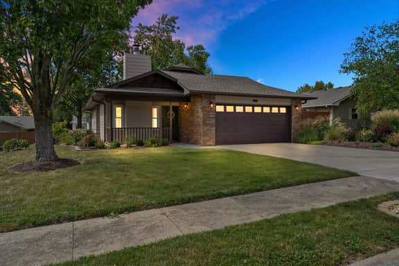 1.5  Miles to Mizzou! ~ Spacious & Updated Home~