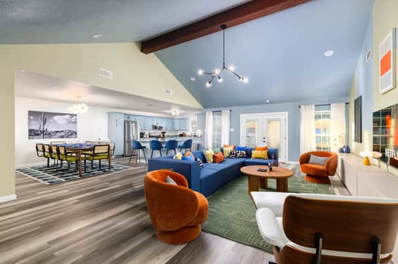 The Sunburst: Sleeps 18! Basketball & Heated Pool